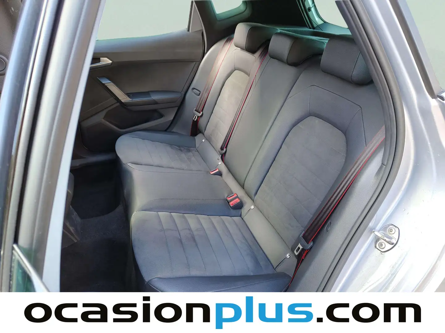 Foto Seat Arona SEAT Arona 1.5 TSI FR XL DSG (150 CV)