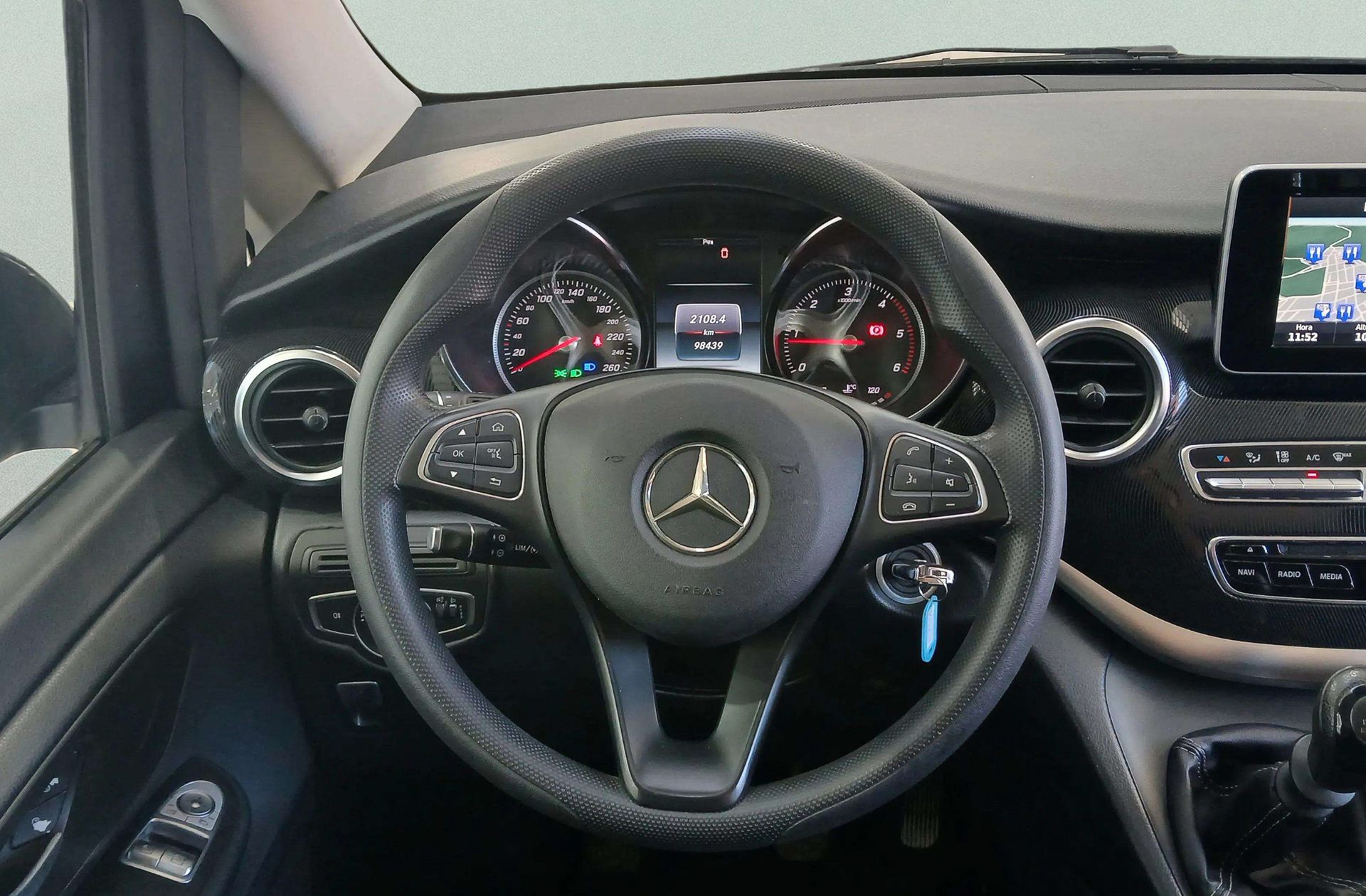 Mercedes-Benz Clase V 200 d Compacto 8 plazas - foto 18