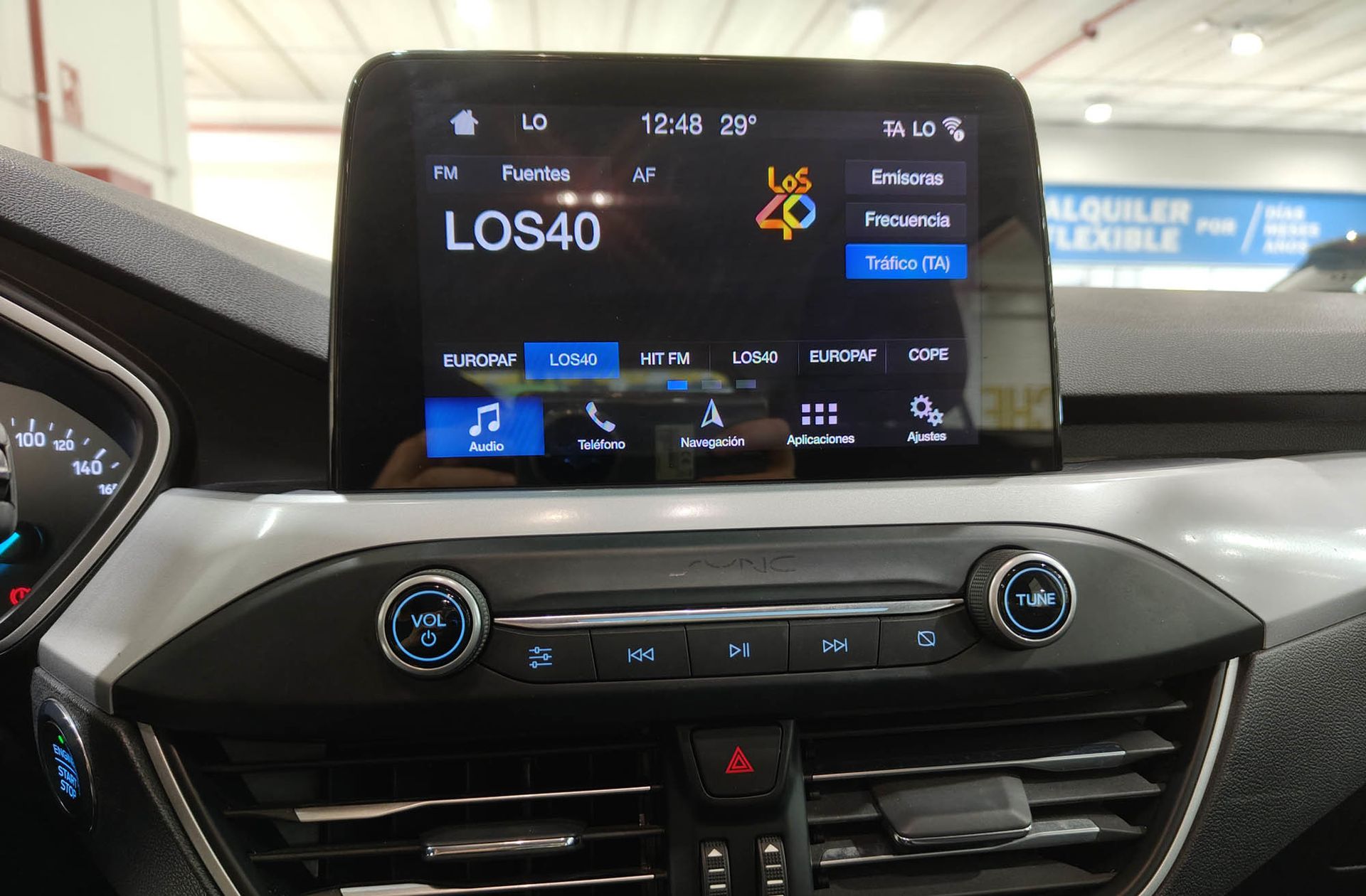 Ford Focus SportBreak 1.5 EcoBlue Trend+ - foto 34