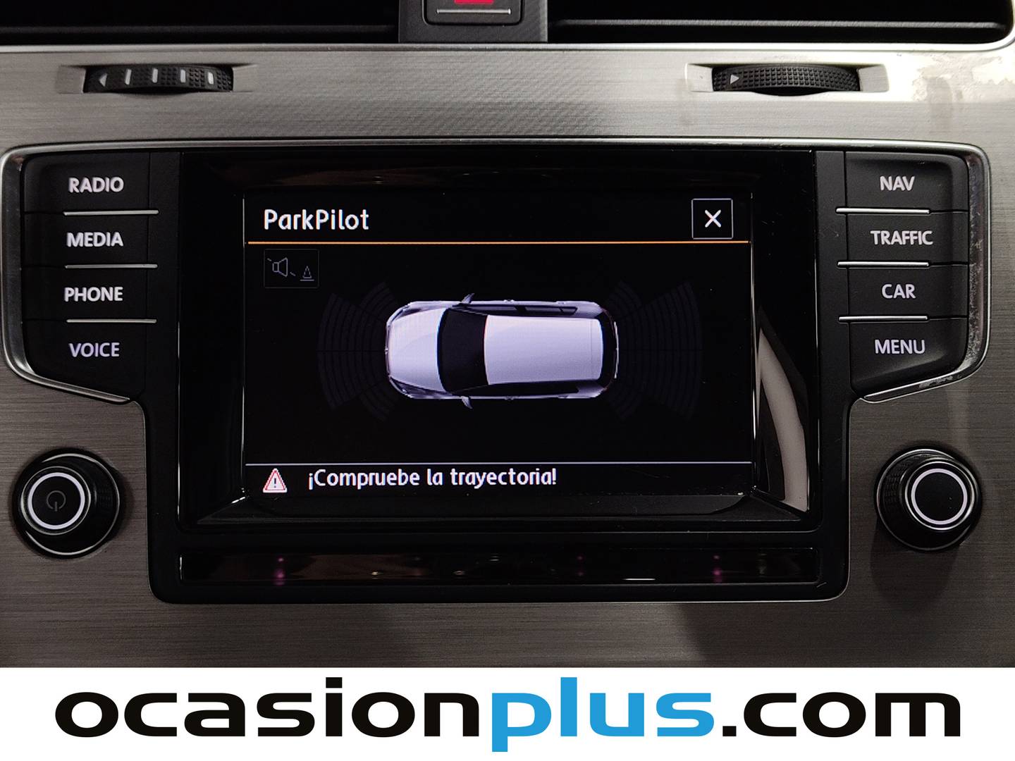 Equipamiento del Volkswagen Golf Volkswagen Golf Advance 1.6 TDI BMT (105 CV) DSG