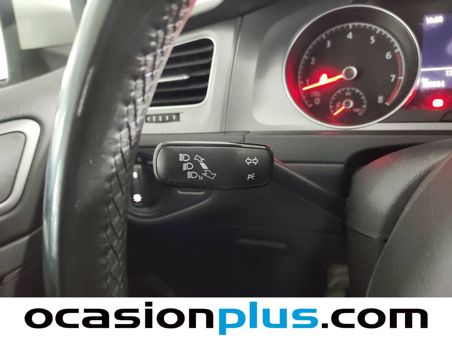 Volkswagen Golf Volkswagen Golf Special Edition 1.2 TSI BMT (110 CV) de segunda mano