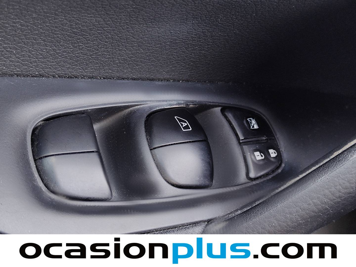 Nissan QASHQAI Nissan Qashqai 1.5 dCi N-Connecta 4x2 (110 CV) de segunda mano