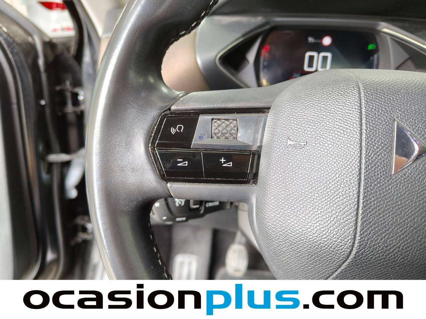 DS DS 3 Crossback DS DS3 Crossback BlueHDi 100 So Chic (100 CV) seminuevo