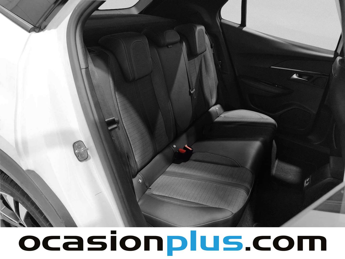 Peugeot 2008 Peugeot 2008 PureTech 130 S&S Allure EAT8 (130 CV) km 0