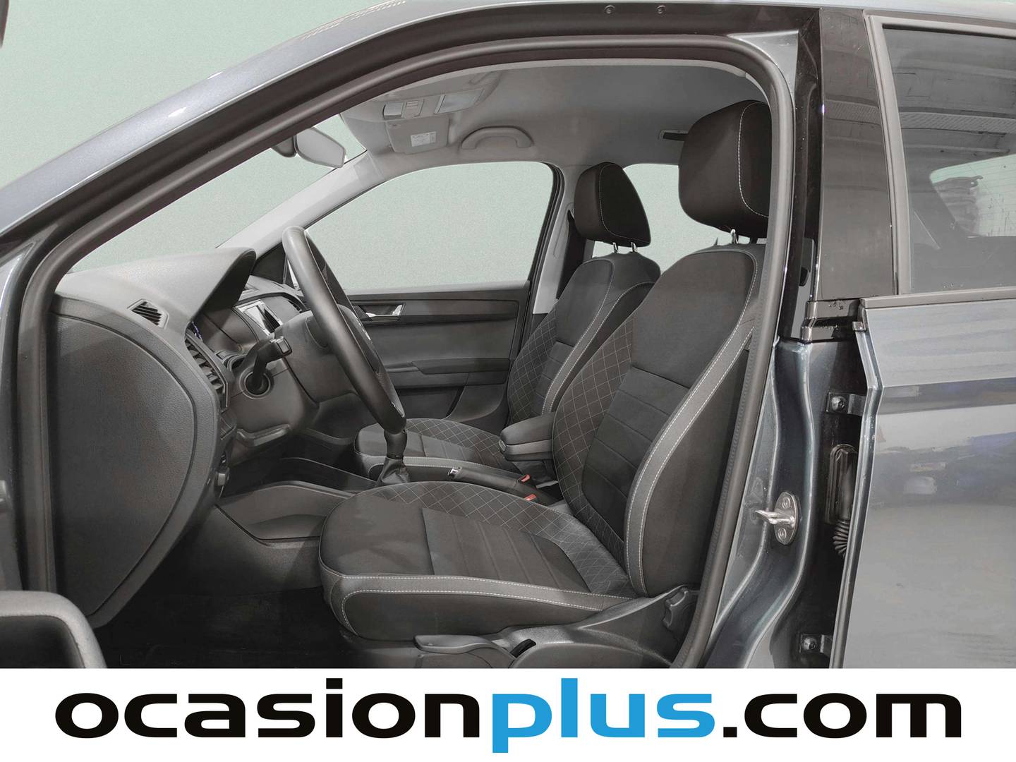 Foto asientos delanteros Skoda Fabia Skoda Fabia 1.0 TSI Ambition Plus (95 CV)