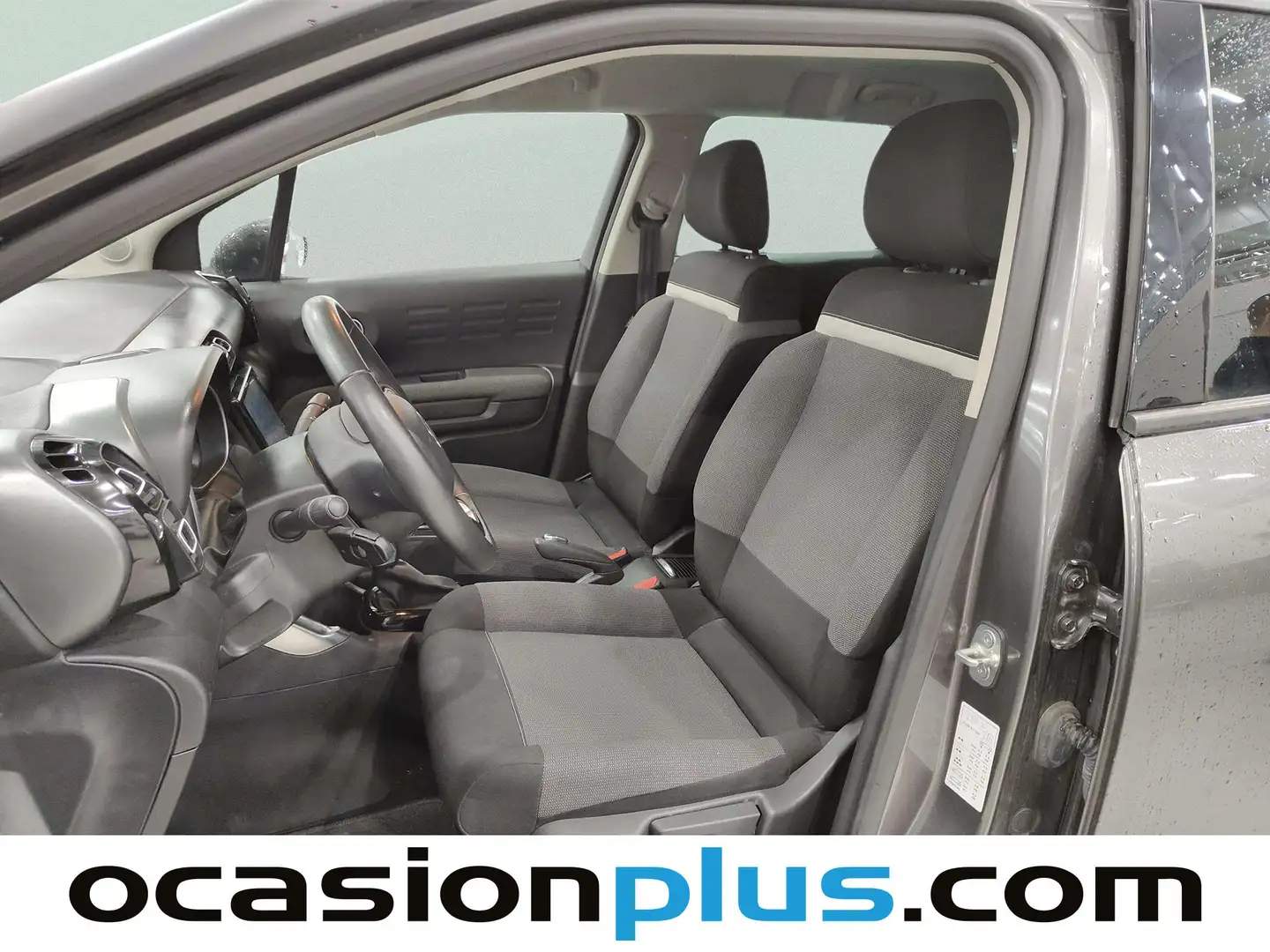 Foto Citroën C3 Aircross Citroen C3 Aircross PureTech 130 Shine Pack EAT6 (131 CV)