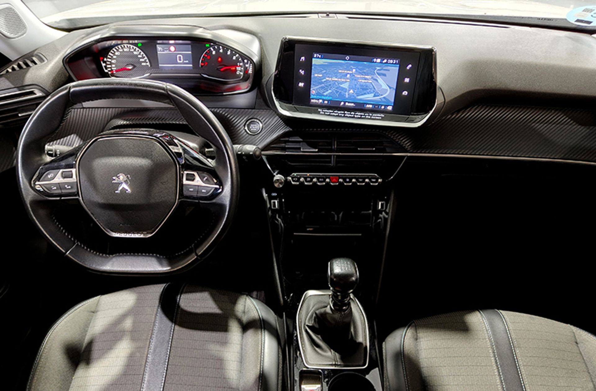 Peugeot 2008 PureTech 100 Allure - foto 6