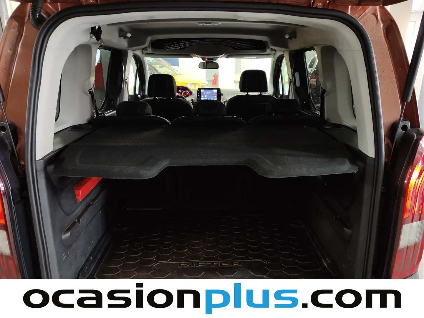 Foto Peugeot Rifter Peugeot Rifter BlueHDi 100 GT Line Standard (100 CV)