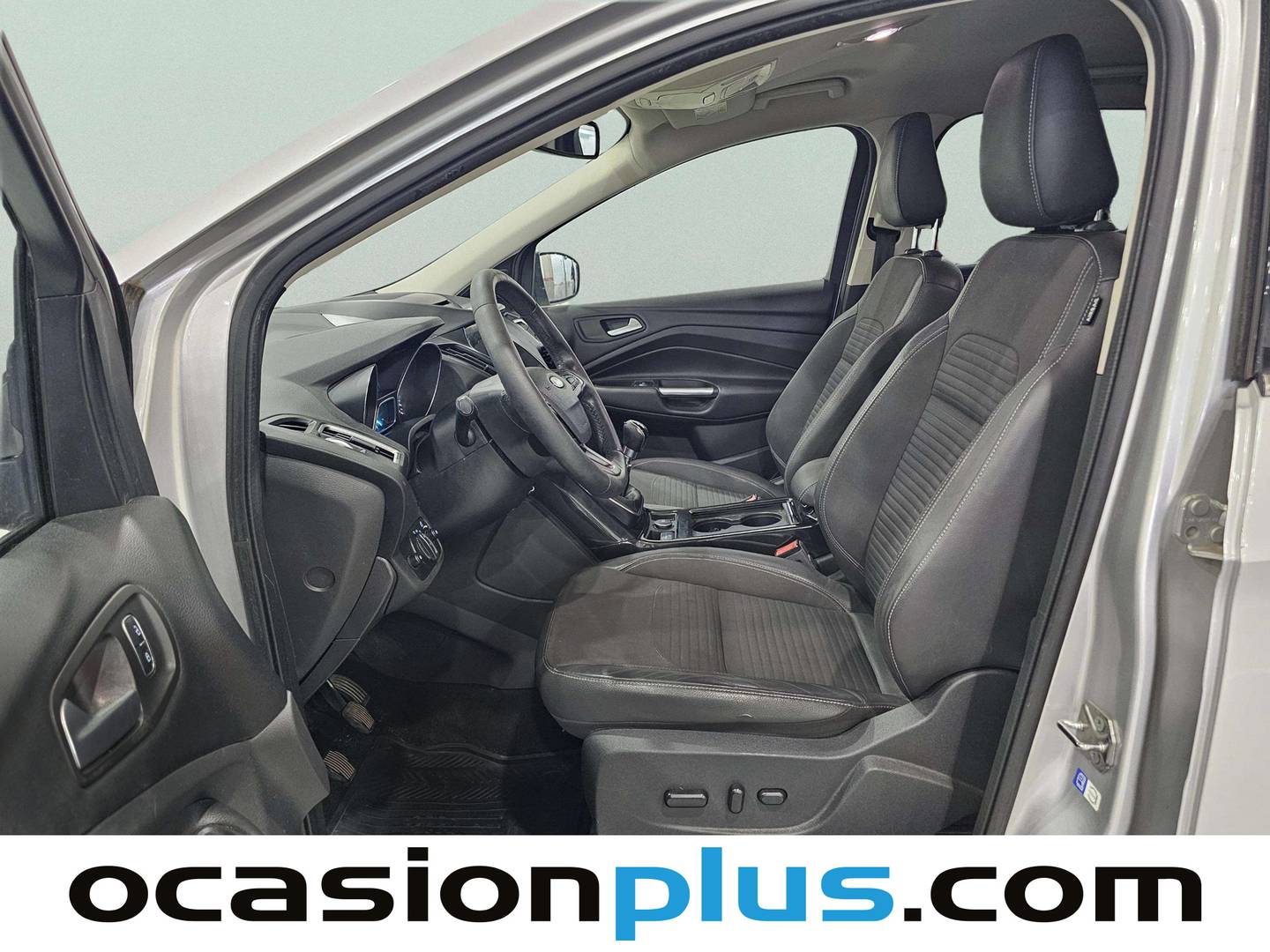 Foto asientos delanteros Ford Kuga Ford Kuga 1.5 EcoBoost S&S Titanium 4x2 (150 CV)