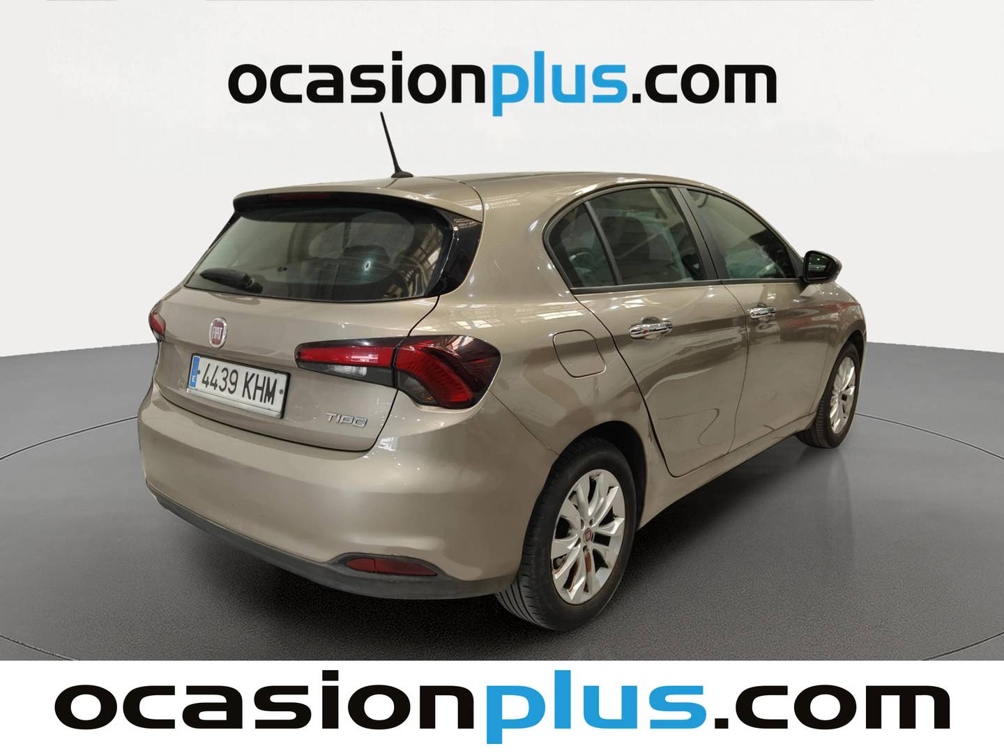 Foto trasera Fiat Tipo Fiat Tipo 1.4 Easy (95 CV) derecha