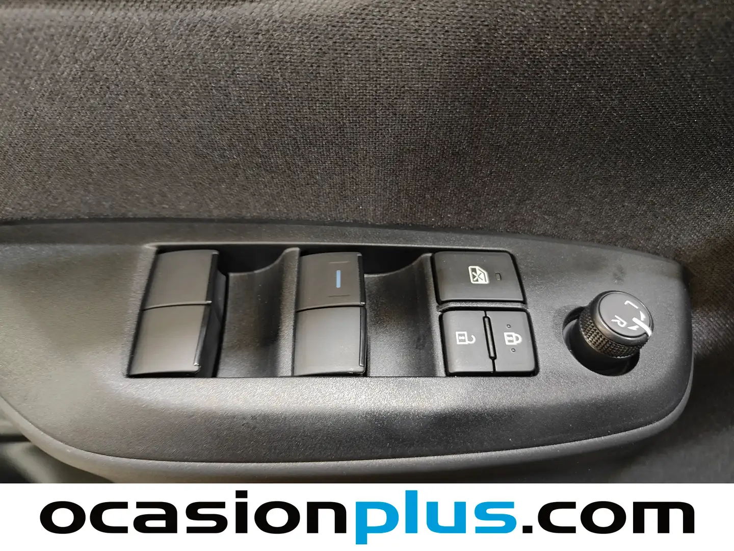 Foto Toyota Yaris Cross Toyota Yaris Cross 120H Business Plus (116 CV)