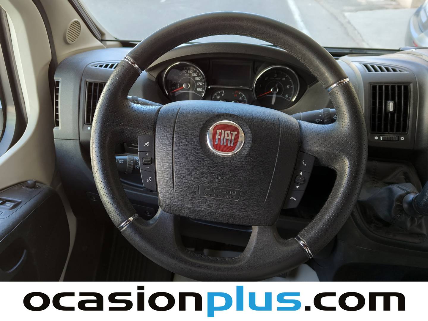 Benimar Sport 323 Benimar Sport 323 Design (150 CV) 7 Plazas manual