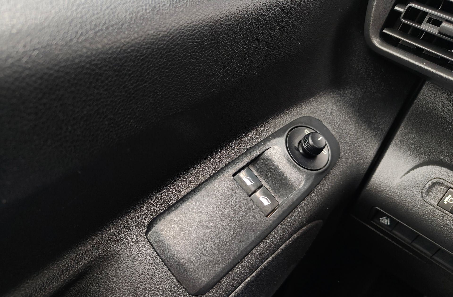Toyota Proace City 1.5D Family Active L1 - foto 31