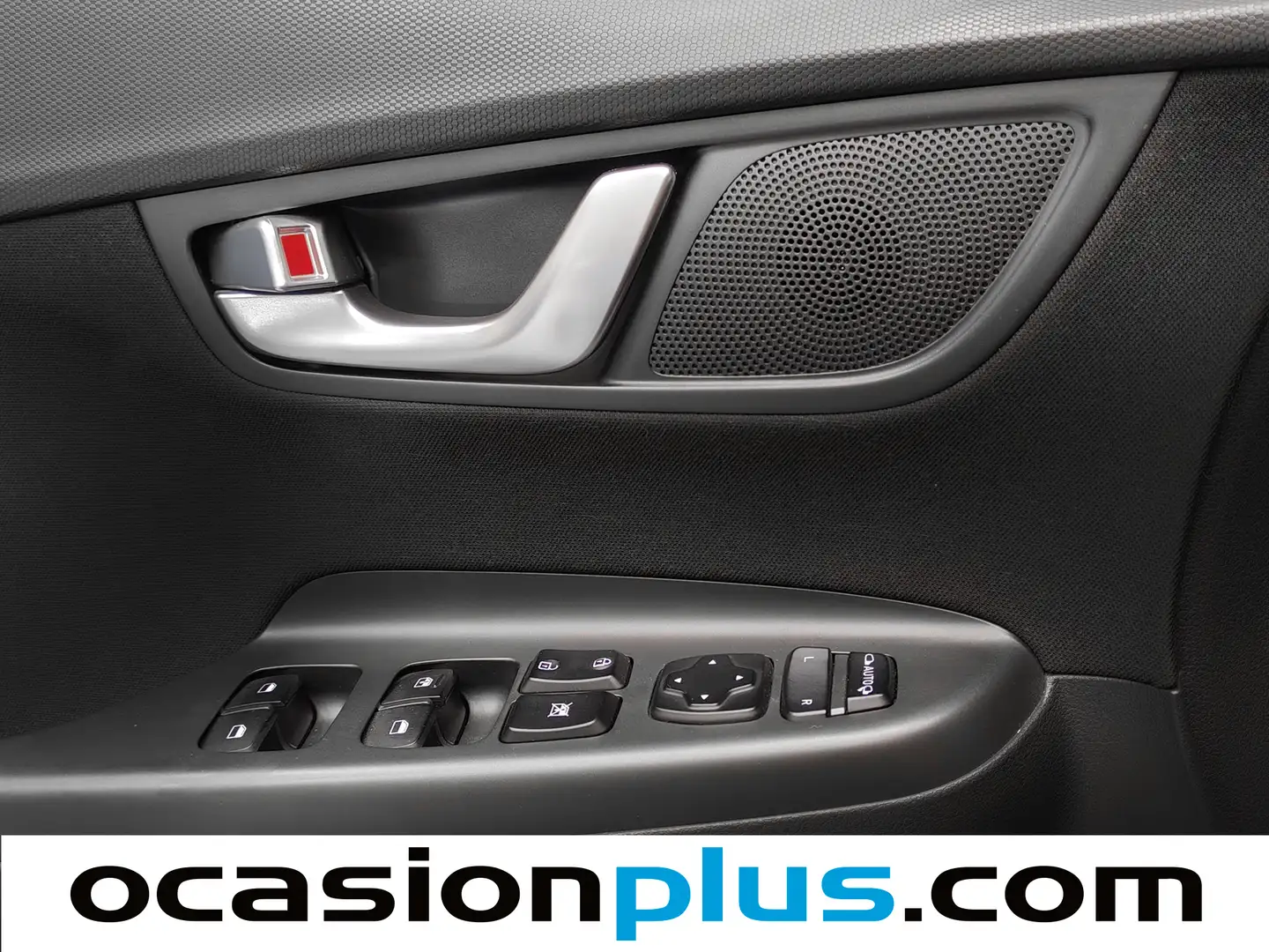 Foto Hyundai Kona Hyundai Kona 1.0 TGDi 48V Tecno 4x2 (120 CV)