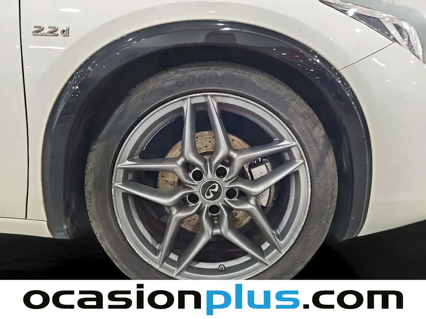 Foto Infiniti Q30 Infiniti Q30 2.2D Sport 7DCT (170 CV)