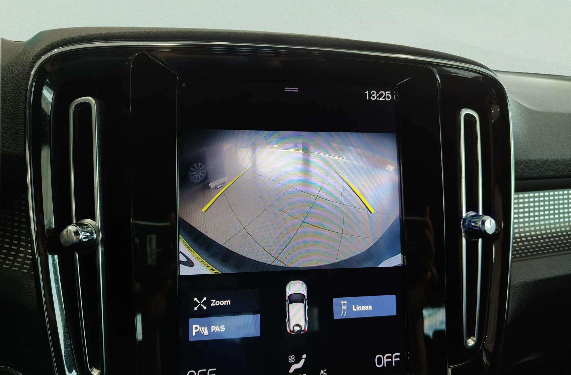 Volvo XC40 D3 R-Design - foto 10