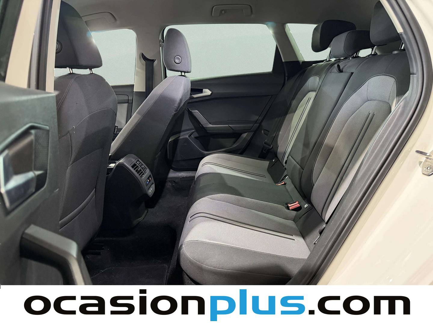 Foto asientos traseros Seat León Seat León ST 2.0 TDI Style Go (115 CV)