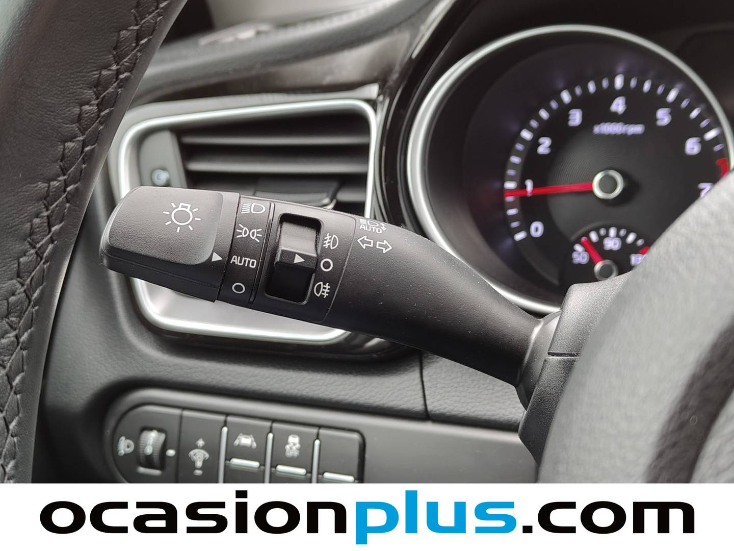 Foto KIA XCeed Kia XCeed 1.5 MHEV iMT Tech  (160 CV)