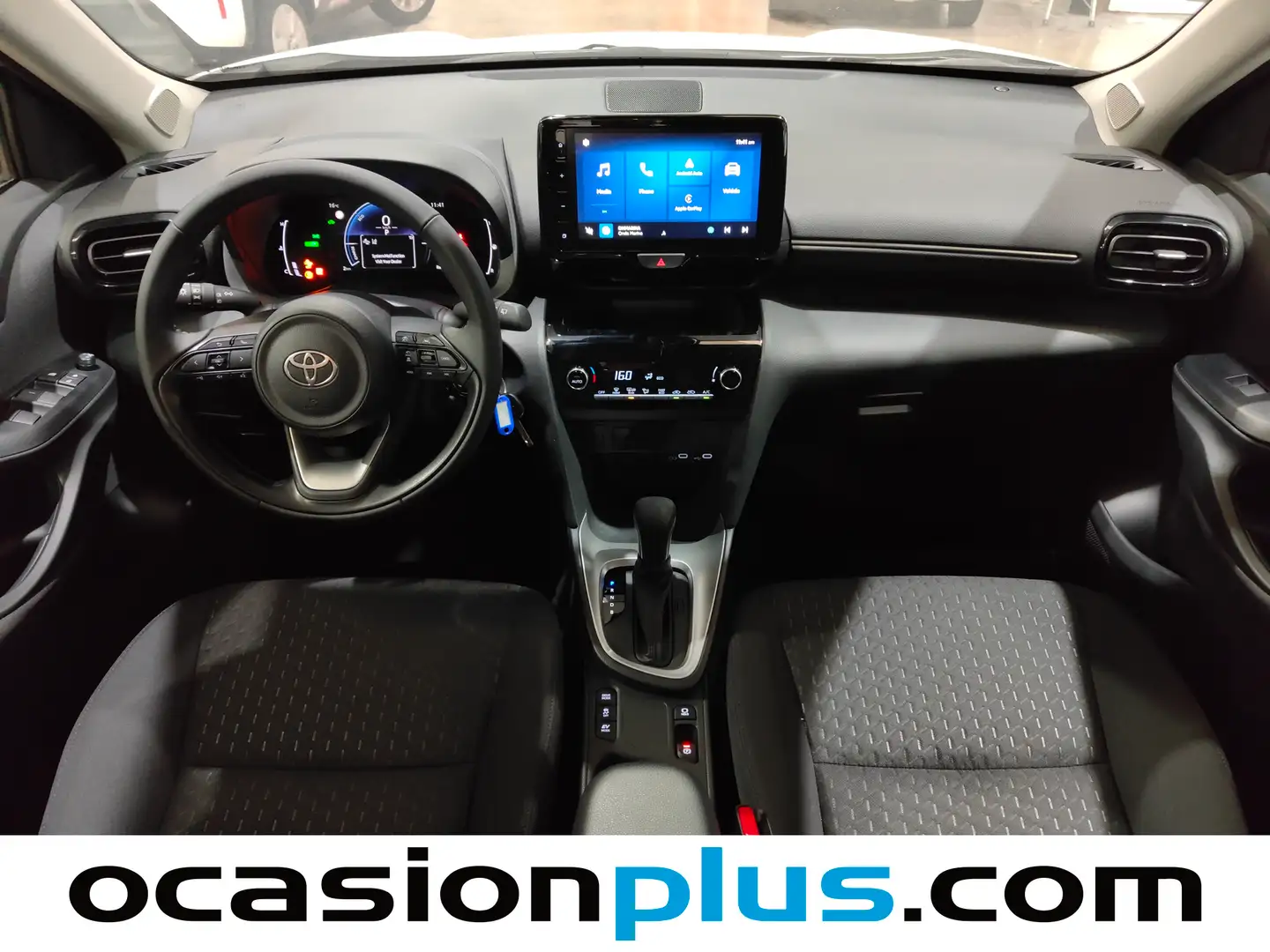 Foto Toyota Yaris Cross Toyota Yaris Cross 120H Business Plus (116 CV)