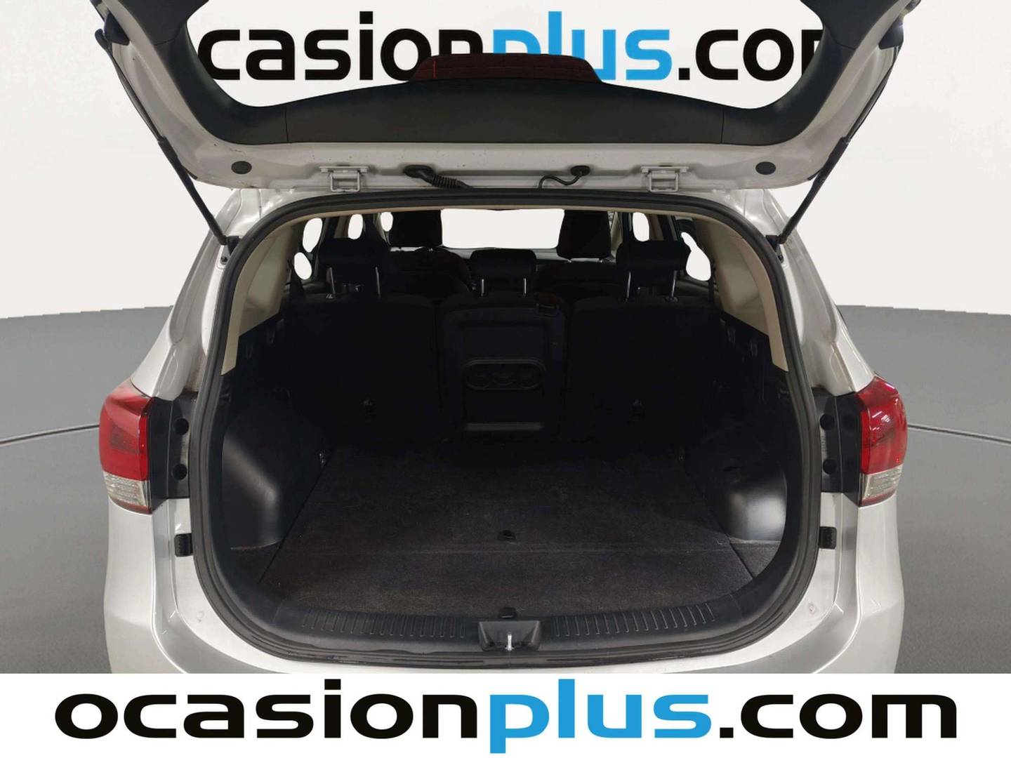 Fotos maletero KIA Carens KIA Carens 1.6 GDi Drive (135 CV)
