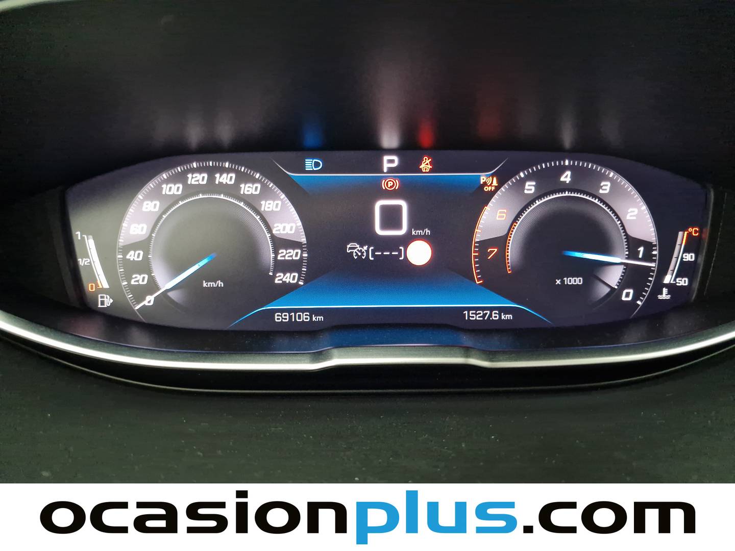 Foto Peugeot 3008 Peugeot 3008 PureTech 130 S&S GT EAT8 (130 CV)