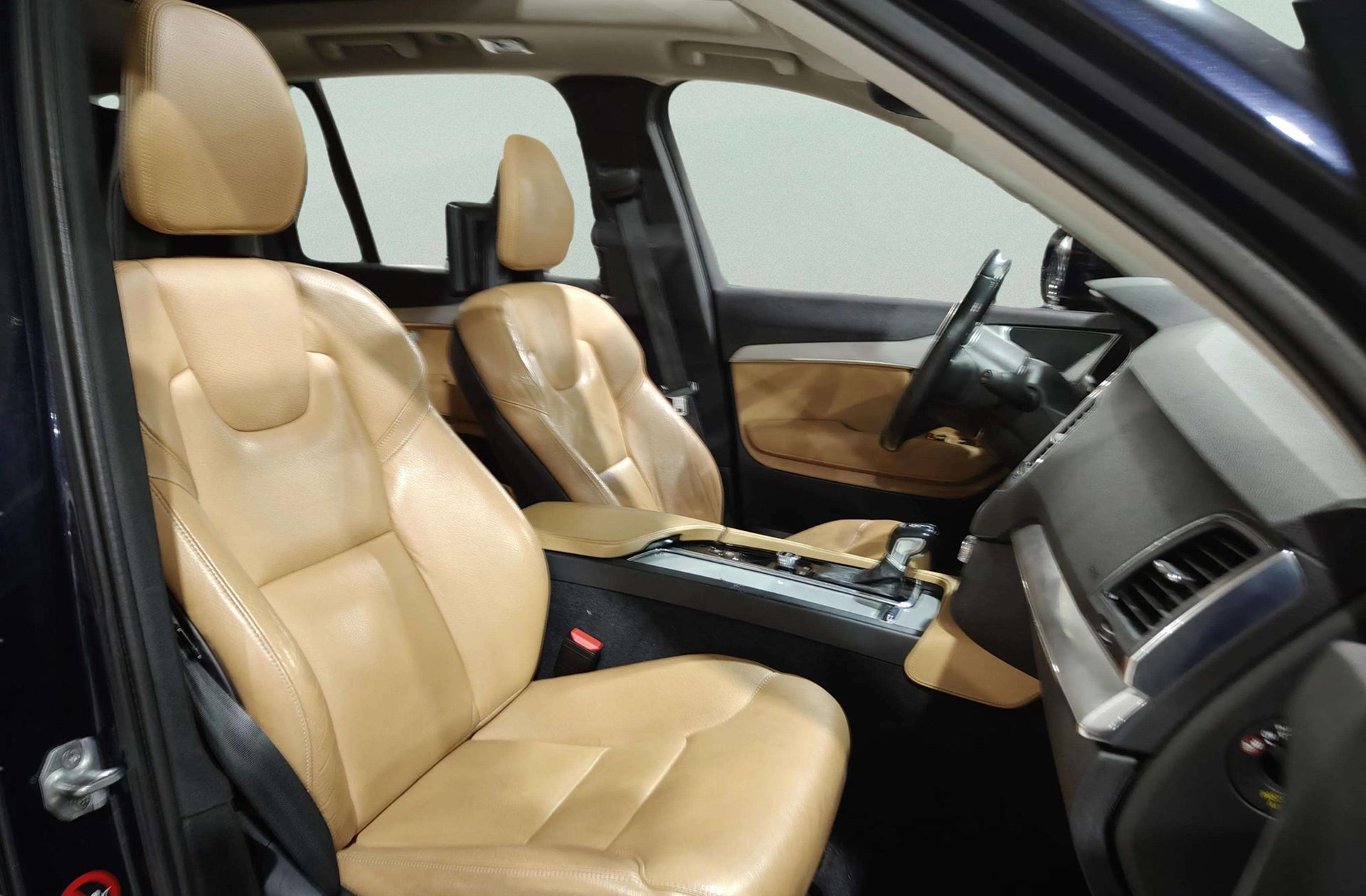 Volvo XC90 D5 Momentum AWD - foto 20