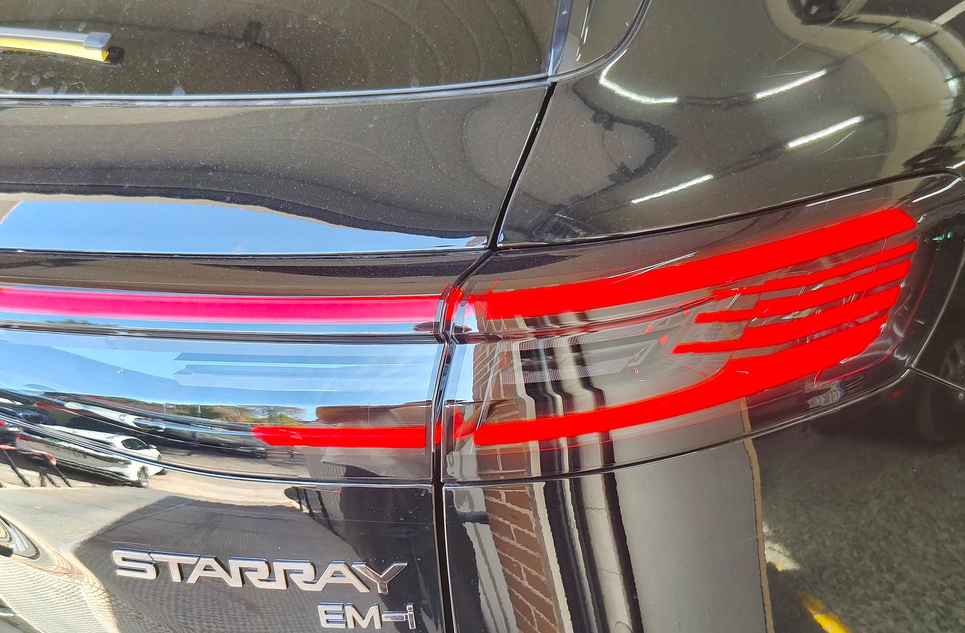 Geely Starray EM-i 1.5 PHEV Pro - foto 18