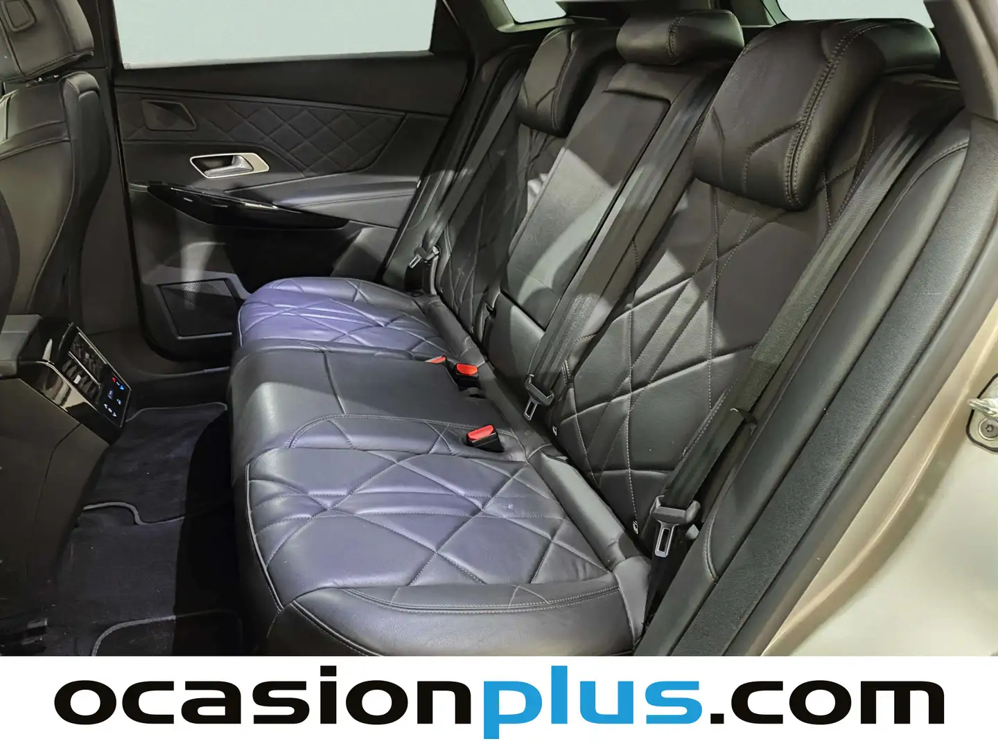 Foto DS DS 7 Crossback DS DS7 Crossback BlueHDi 180 Grand Chic Auto  (180 CV)