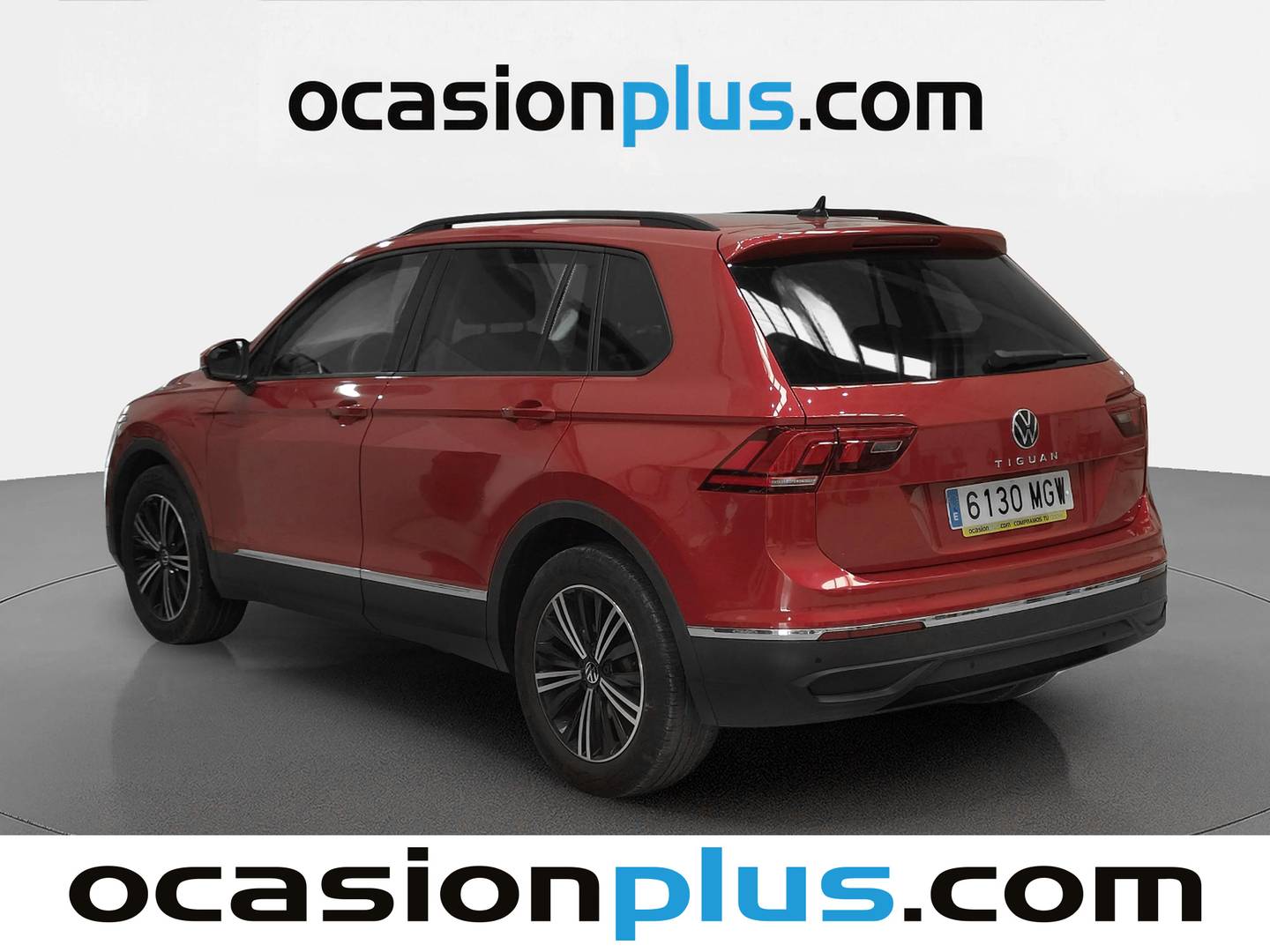 Foto delantera Volkswagen Tiguan Volkswagen Tiguan Life 2.0 TDI (150 CV) DSG derecha