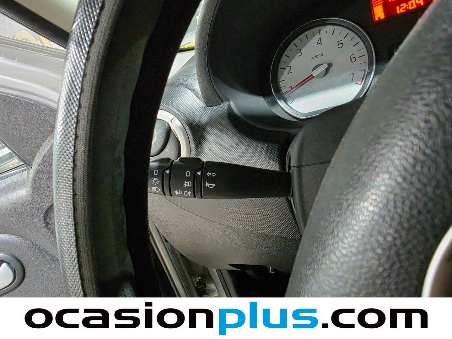 Dacia Sandero Dacia Sandero Laureate 1.2 (75 CV) 2012