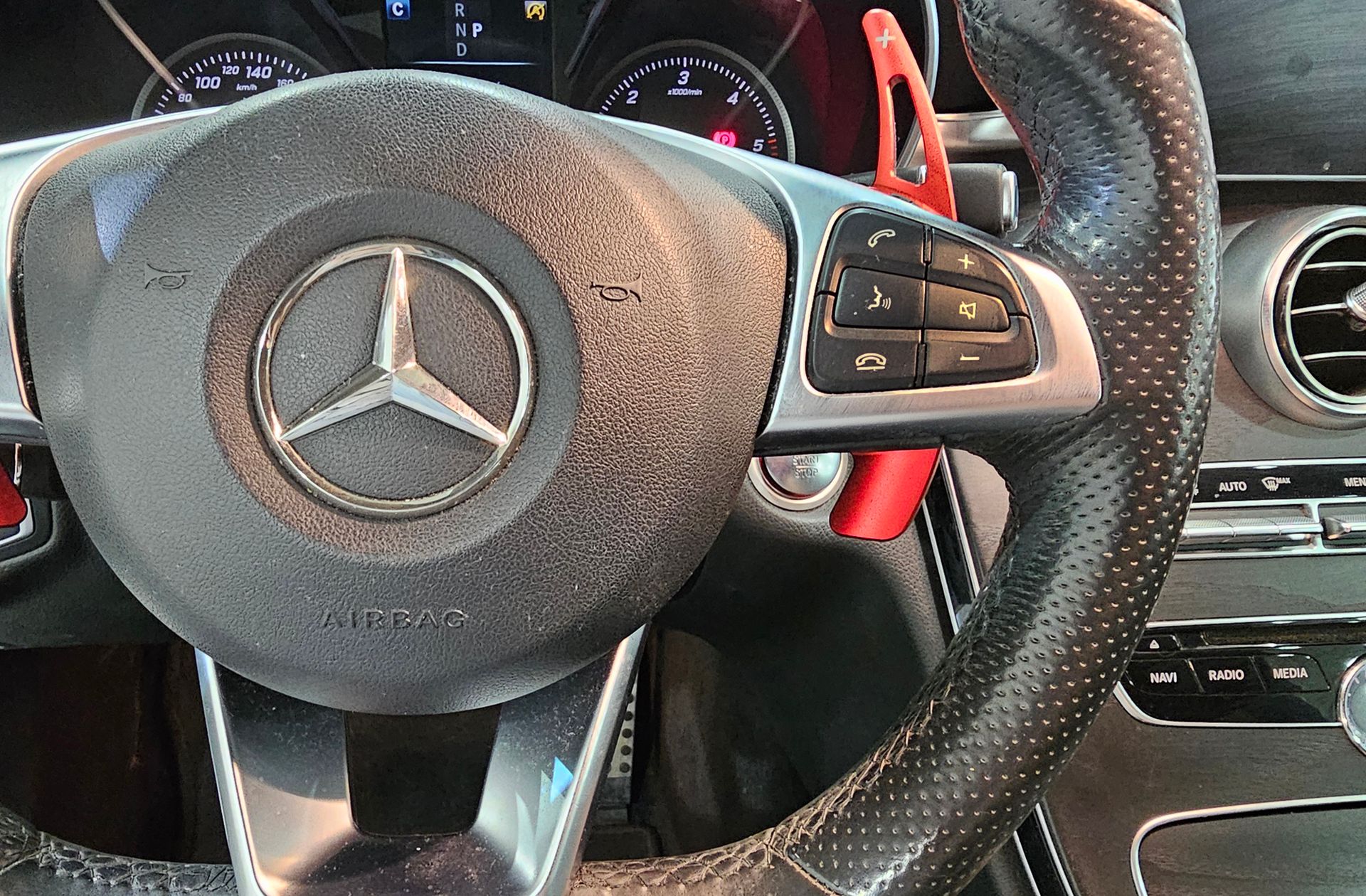Mercedes-Benz Clase C Coupe 220 d Pack AMG - foto 28