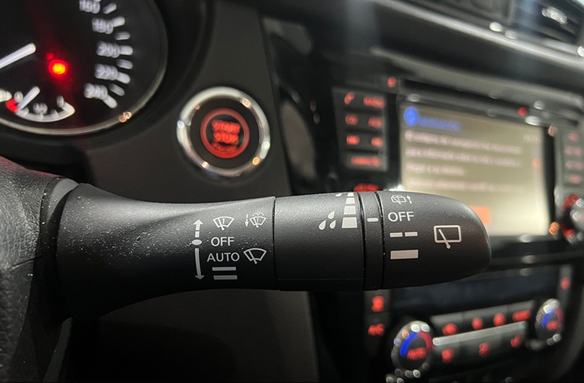 Nissan X-Trail DIG-T 160 N-Connecta 4x2 DCT - foto 31