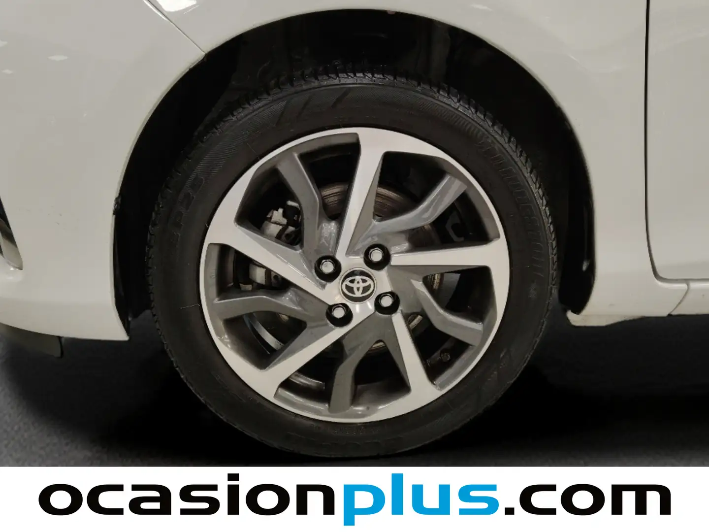 Foto Toyota Yaris Toyota Yaris 100H Feel (100 CV)