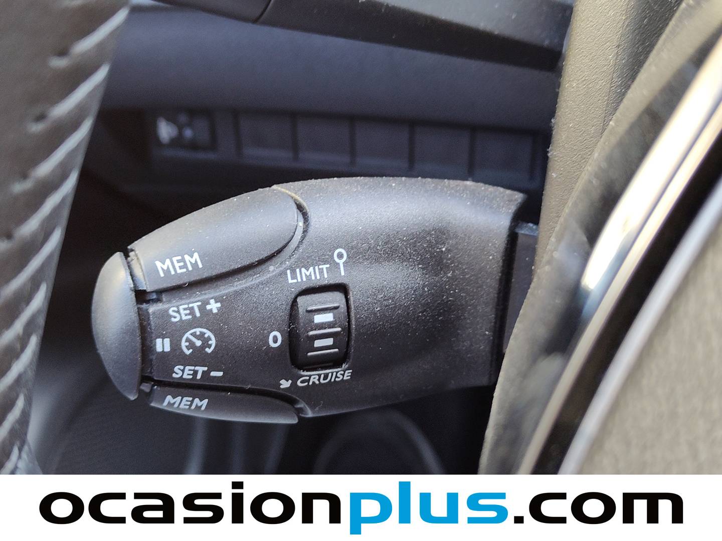 Peugeot 2008 Peugeot 2008 Allure Hybrid eDCS6 (145 CV) de ocasión