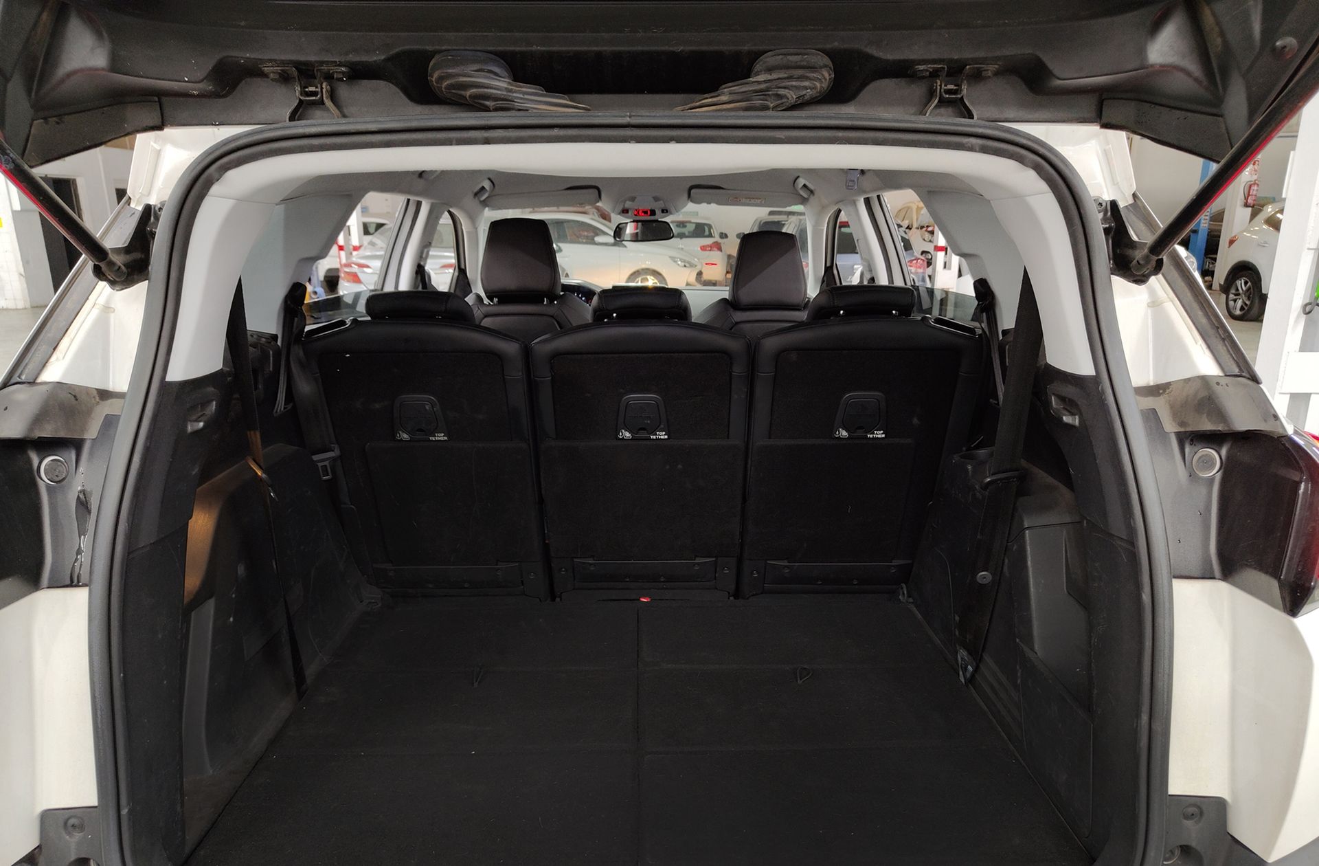 Peugeot 5008 PureTech 130 Allure 7 plazas - foto 16