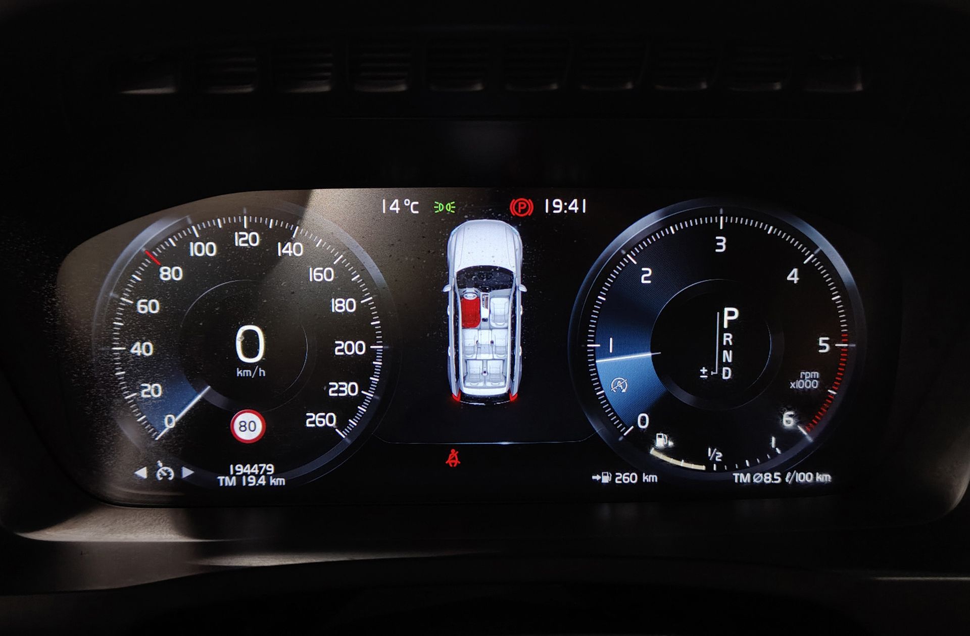 Volvo XC90 D5 Momentum AWD - foto 25