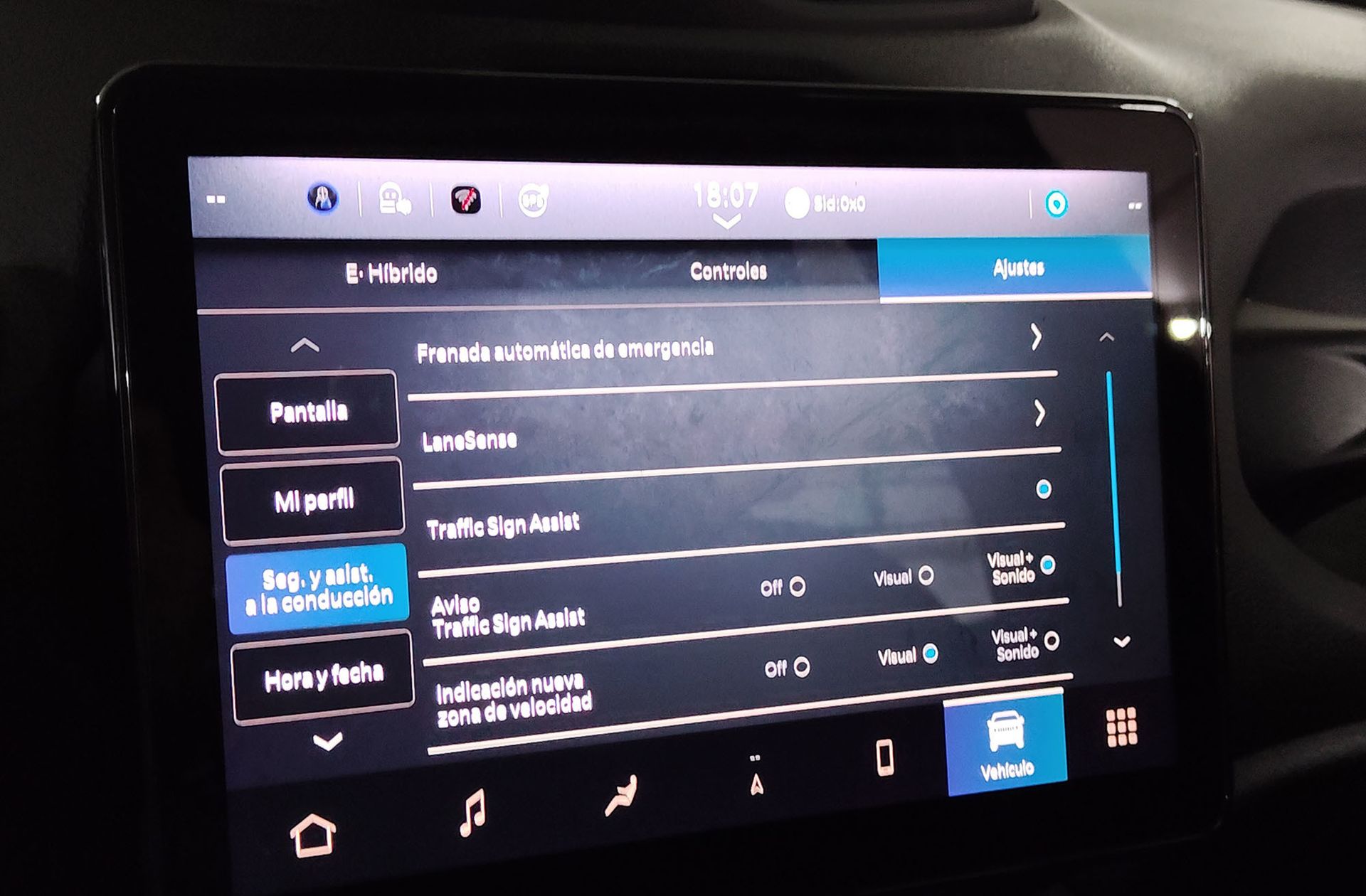 Jeep Renegade eHybrid 1.5 Altitude DCT - foto 33