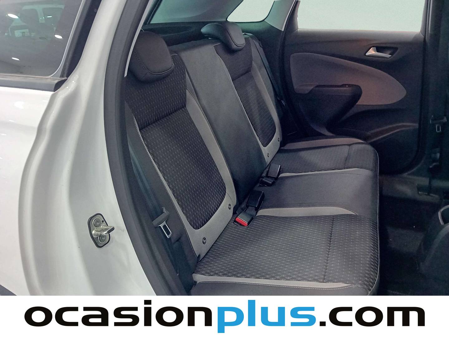 Foto Opel Crossland X Opel Crossland X 1.2 Innovation Auto (130 CV)