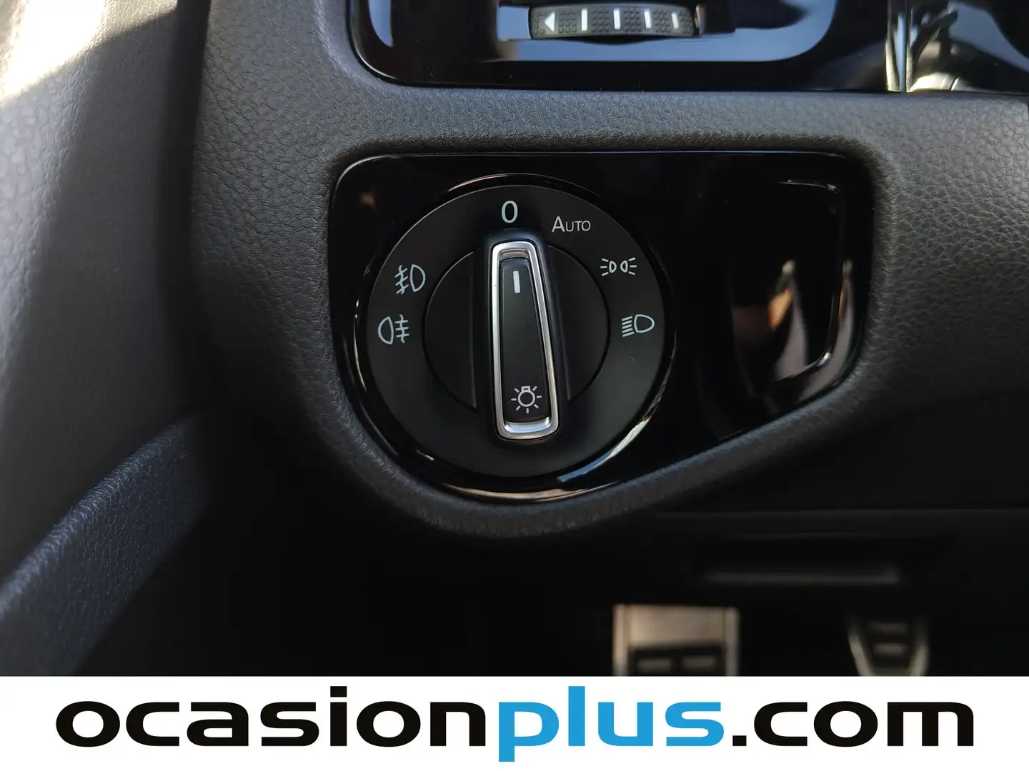 Foto Volkswagen Golf Volkswagen Golf Sport 1.6 TDI BMT (110 CV) Pack R-Line