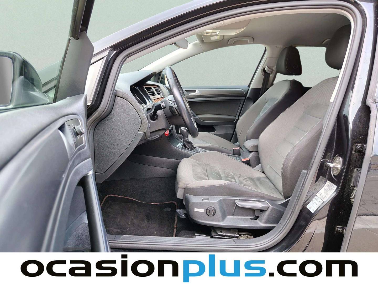 Foto asientos delanteros Volkswagen Golf Volkswagen Golf Sport 1.6 TDI (115 CV) DSG
