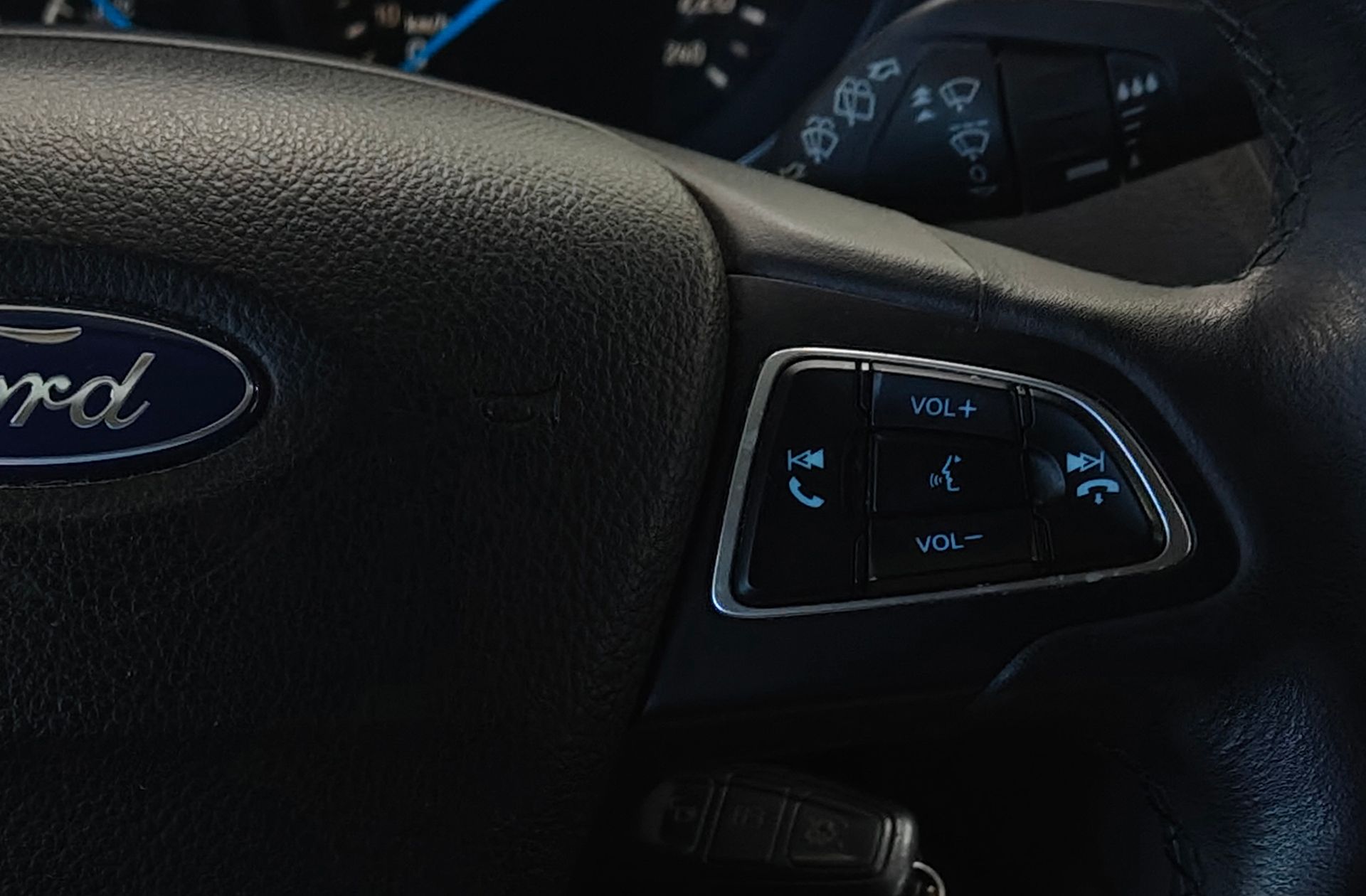 Ford C-Max 1.0 EcoBoost Titanium - foto 27