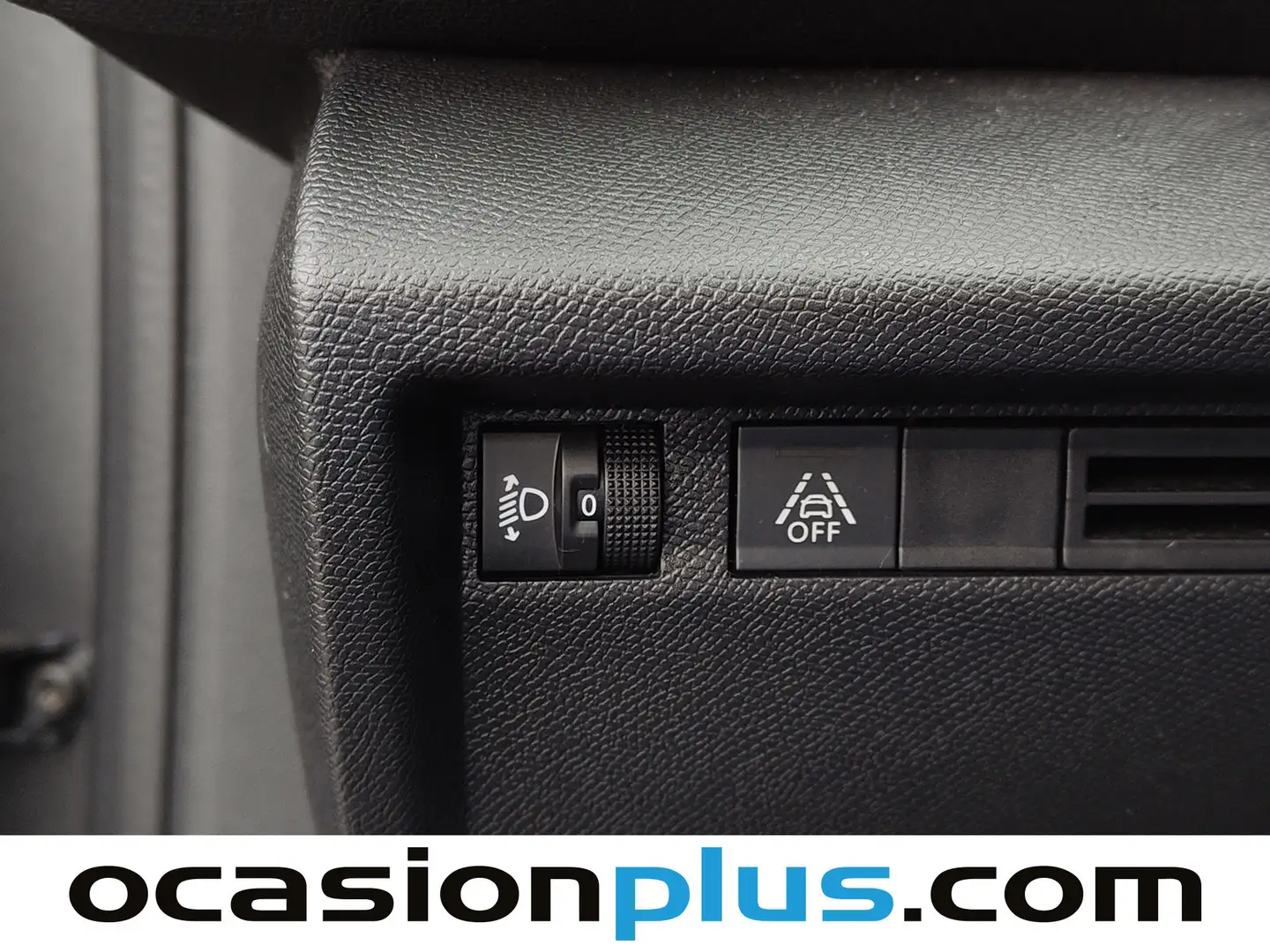 Foto Citroën C4 Citroen C4 Hybrid 136 e-DCS6 Plus