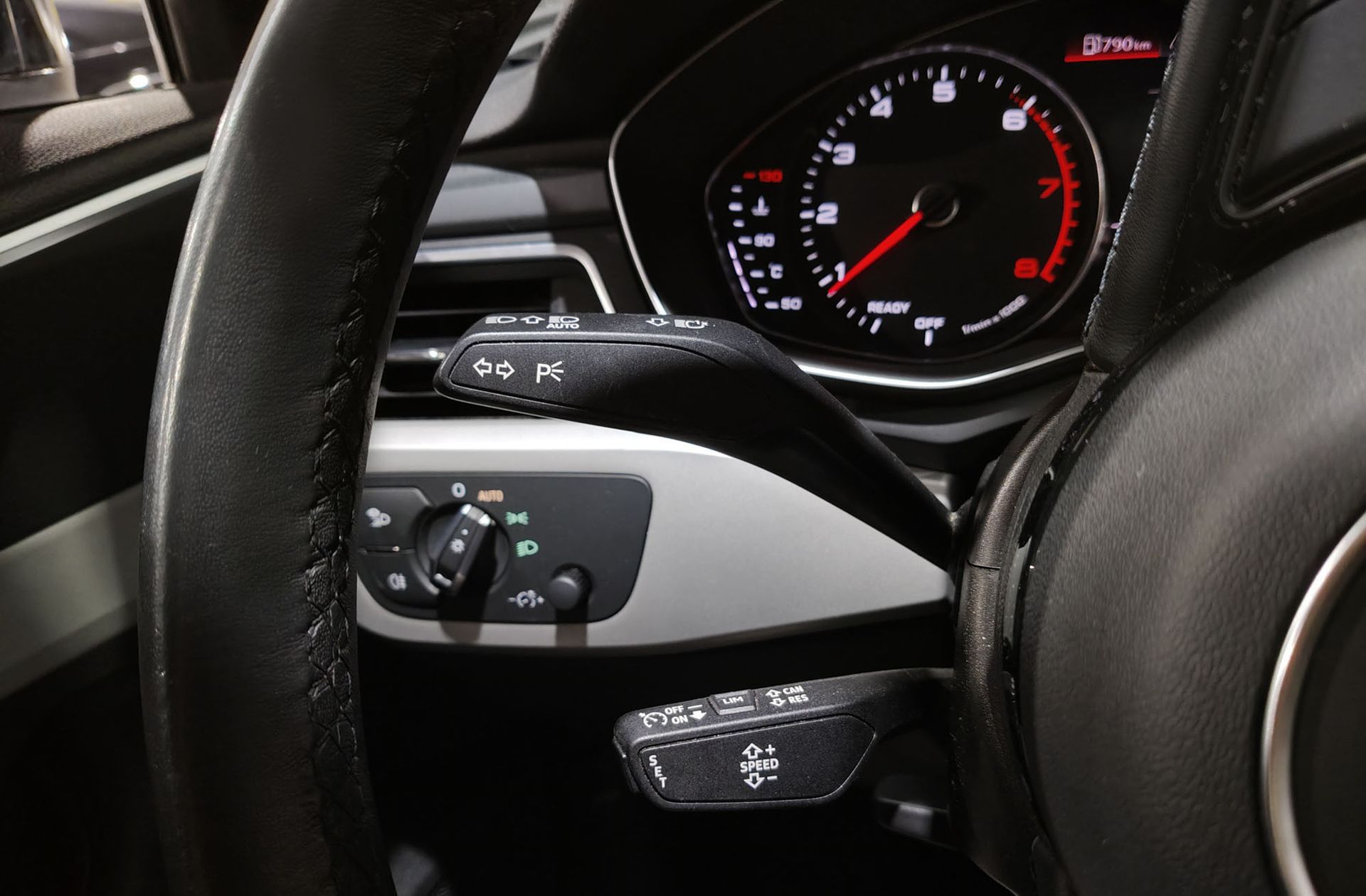 Audi A4 Avant Advanced 35 TFSI S tronic - foto 26
