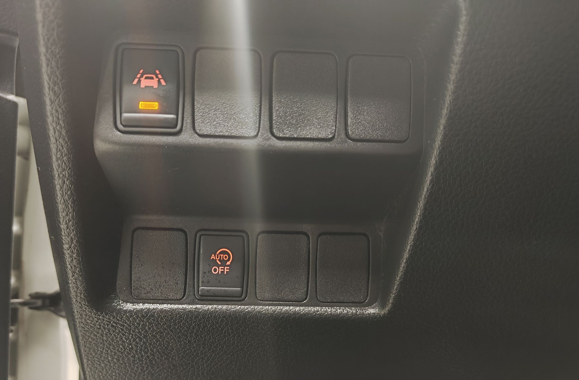 Nissan Qashqai DIG-T 115 N-Connecta - foto 10