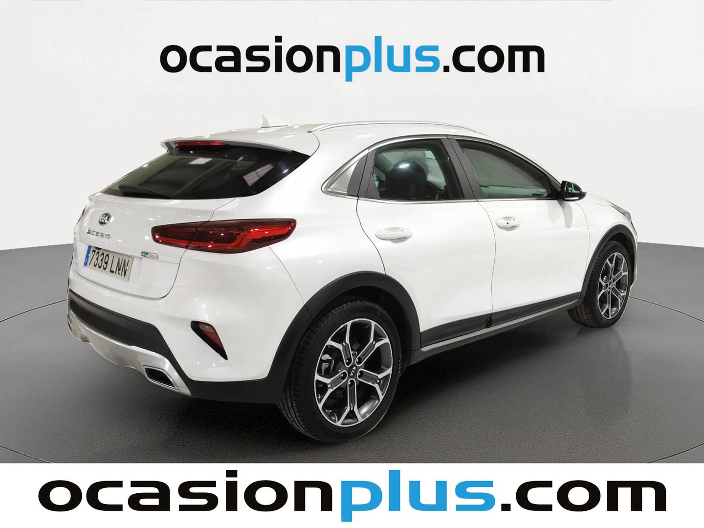 Foto trasera KIA XCeed Kia XCeed 1.6 GDi PHEV eTech (141 CV) derecha