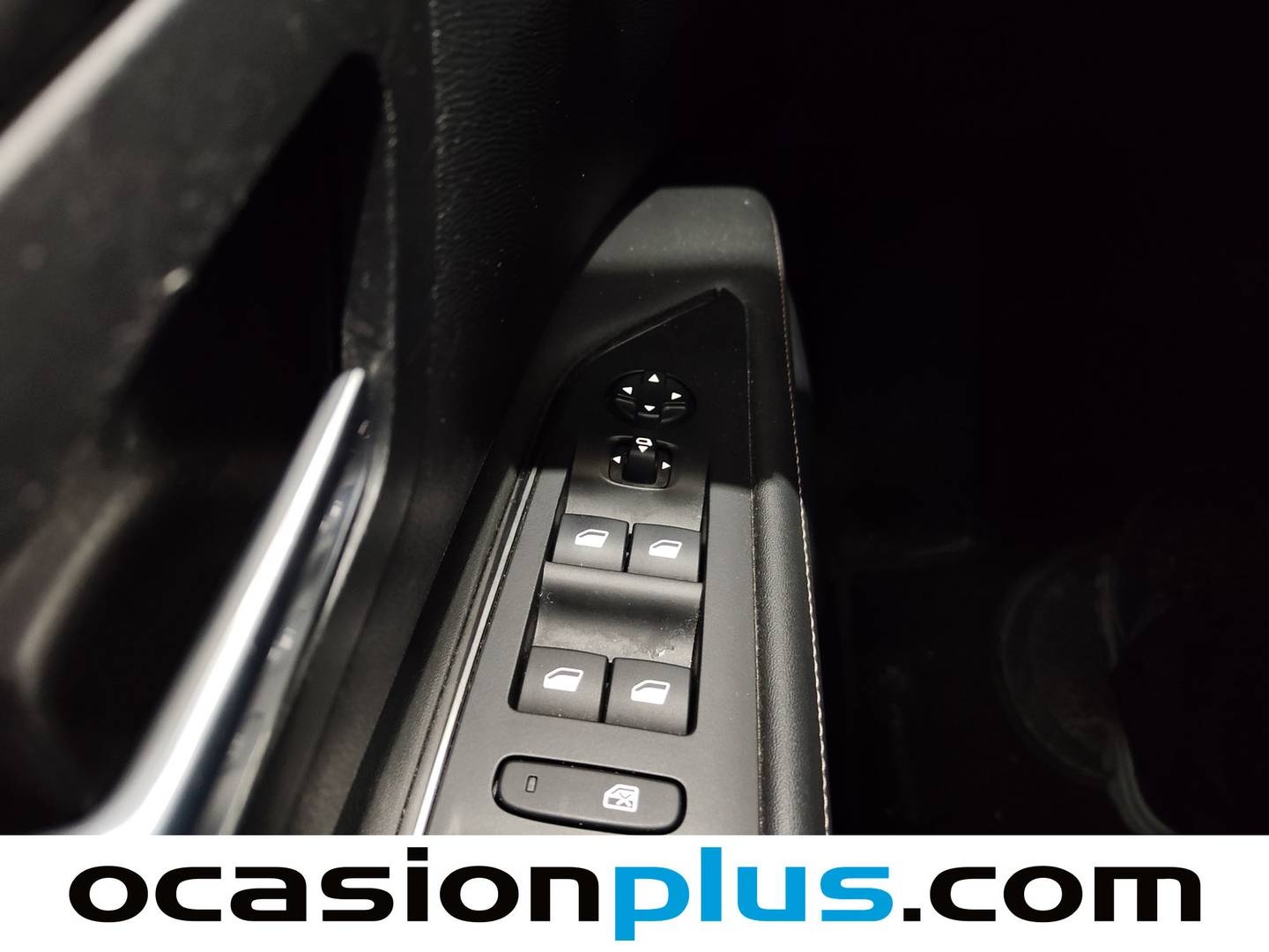 Foto Peugeot 3008 Peugeot 3008 BlueHDI 130 S&S GT Line EAT8 (130 CV)