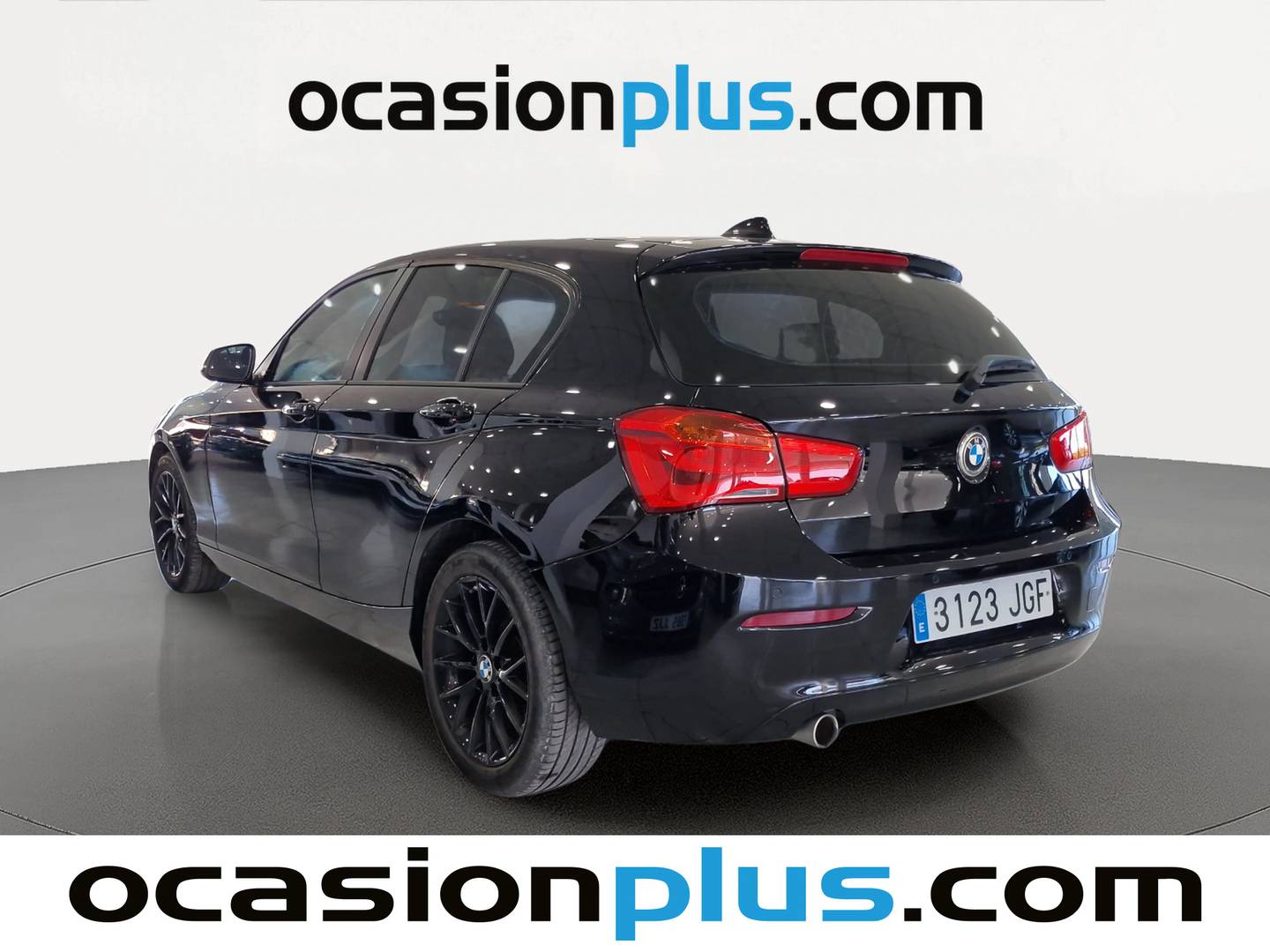 Foto trasera BMW Serie 1 BMW Serie 1 116d (116 CV) derecha