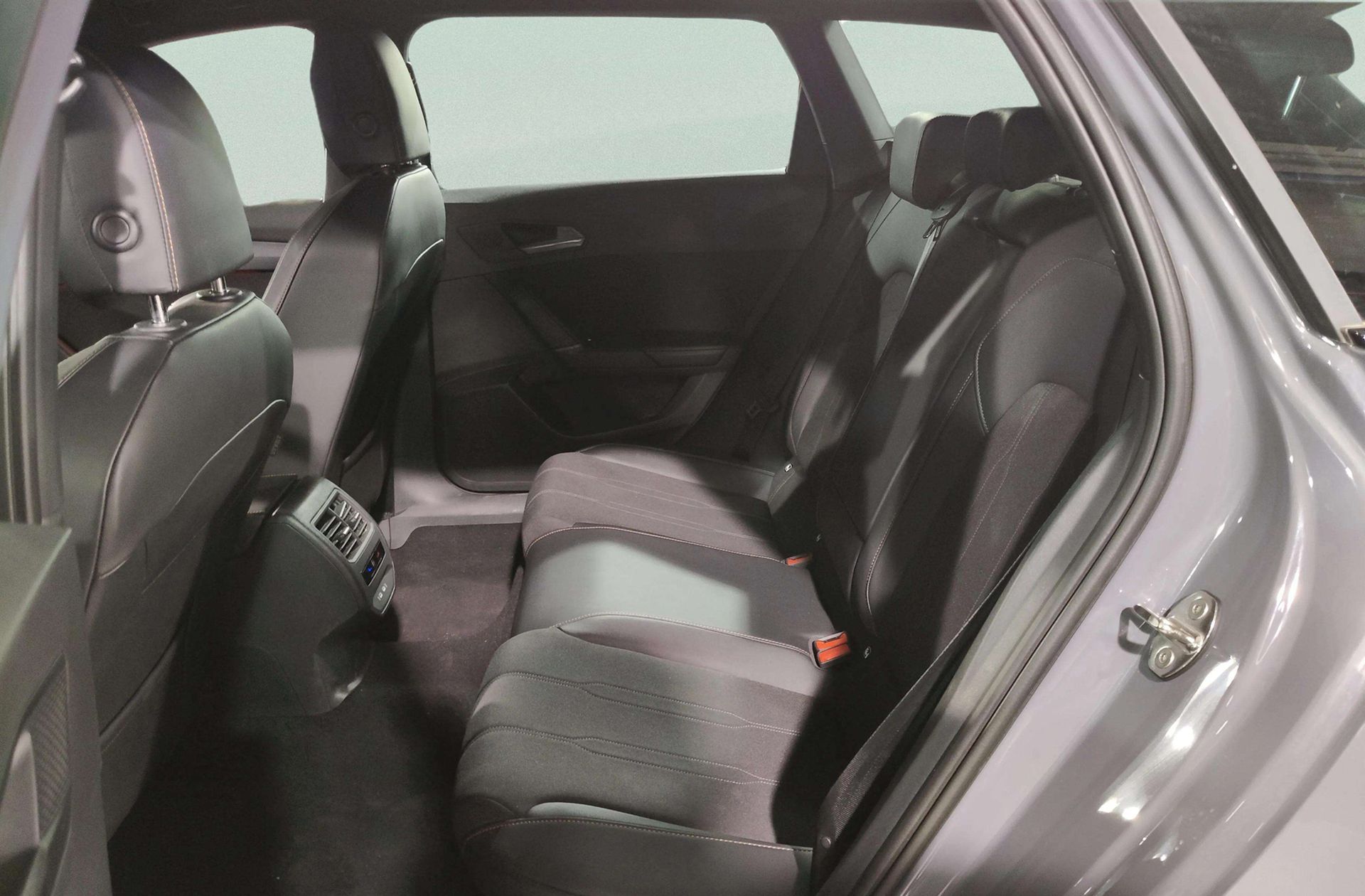 Cupra León Sportstourer 1.5 TSI - foto 16