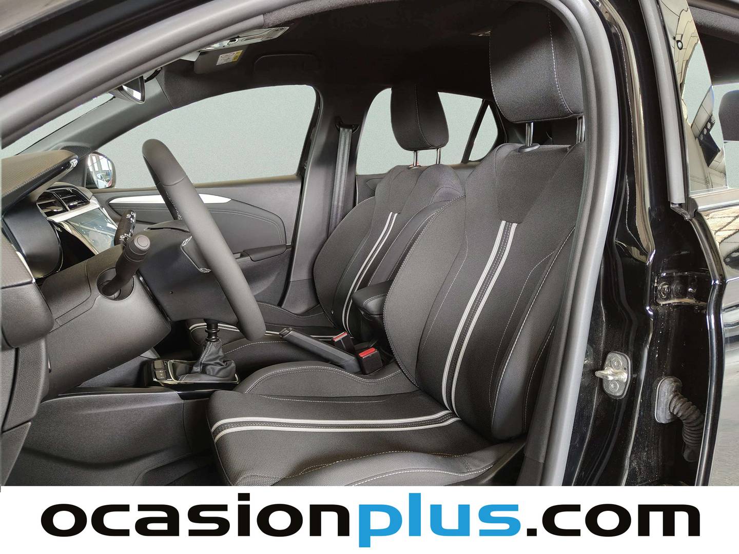 Foto asientos delanteros Opel Corsa Opel Corsa 1.2 T XHL GS (100 CV)