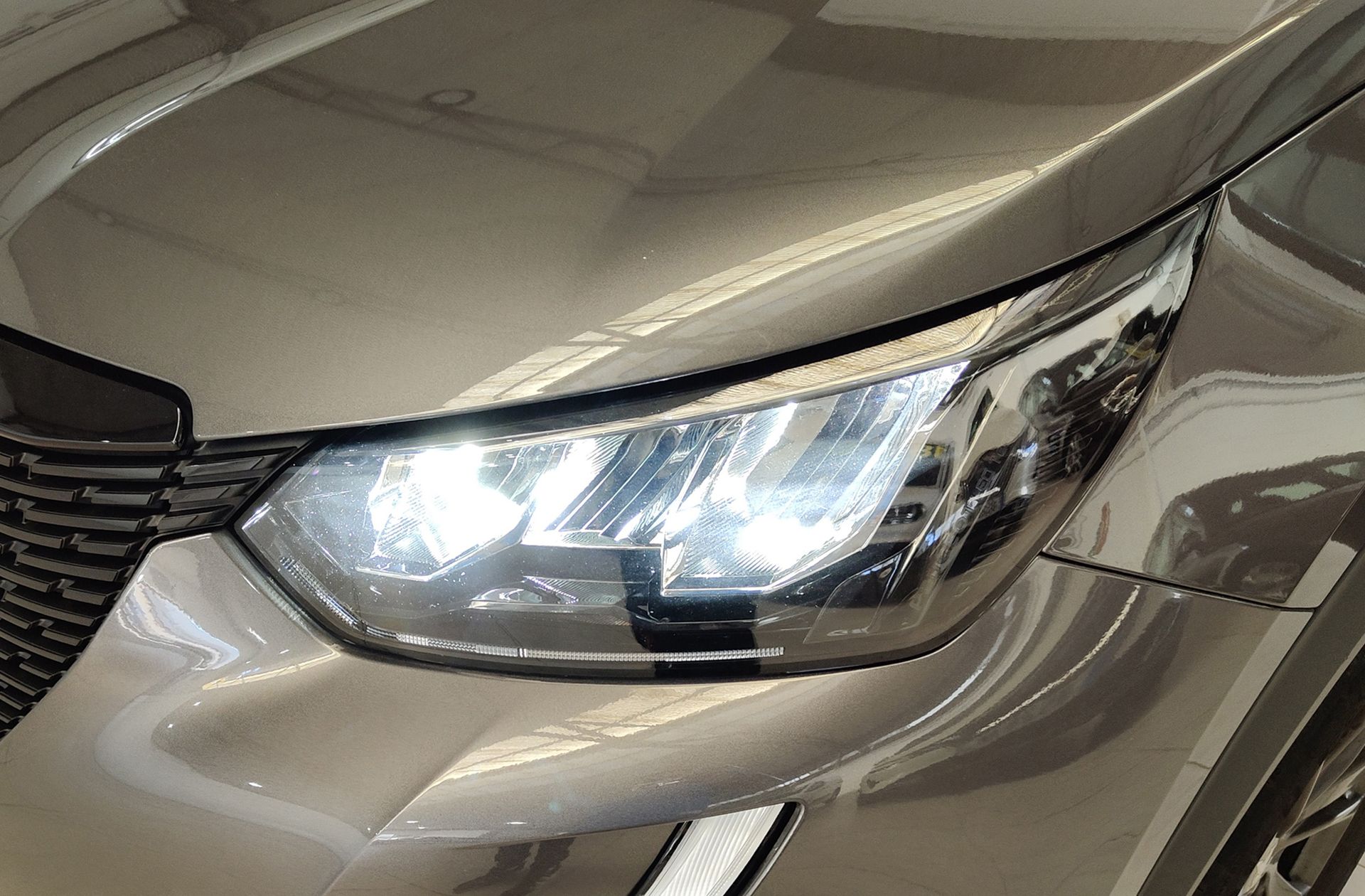 Peugeot 2008 BlueHDi 110 Active Pack - foto 14